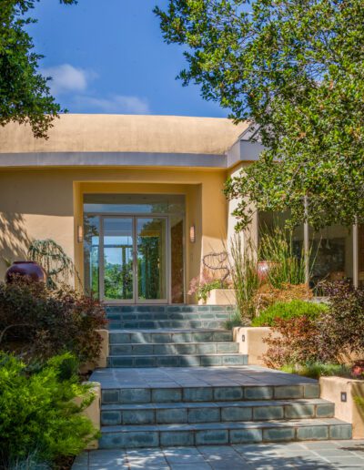 Front entry way to a high-end house in Saratoga